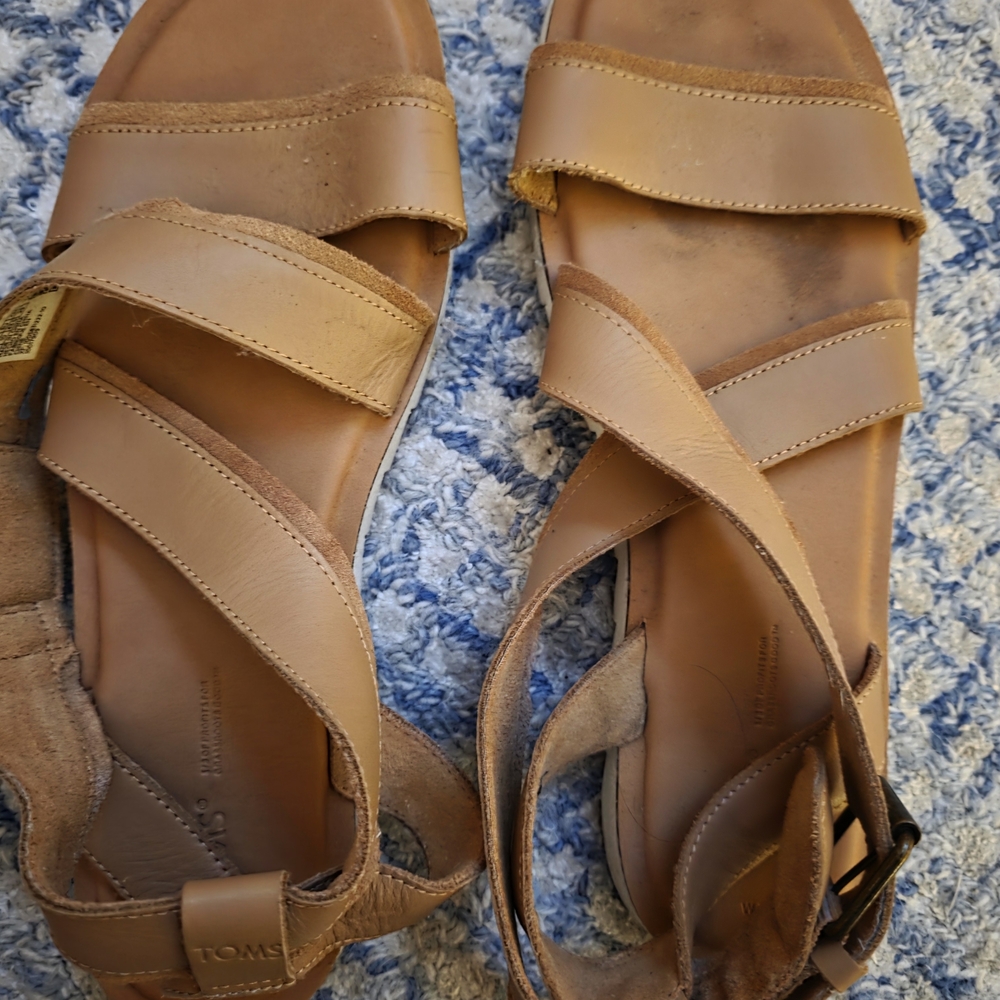 Stylish Tan Leather Sandals Size 12